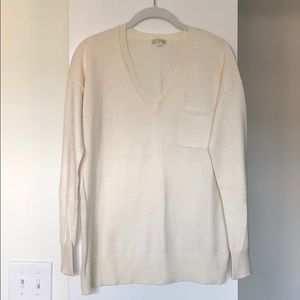 Gap sweater